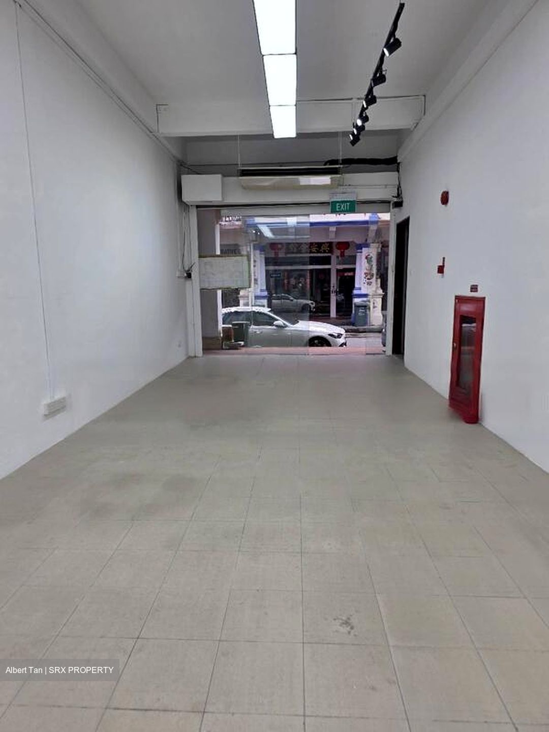 Sam Leong Road (D8), Shop House #476285171